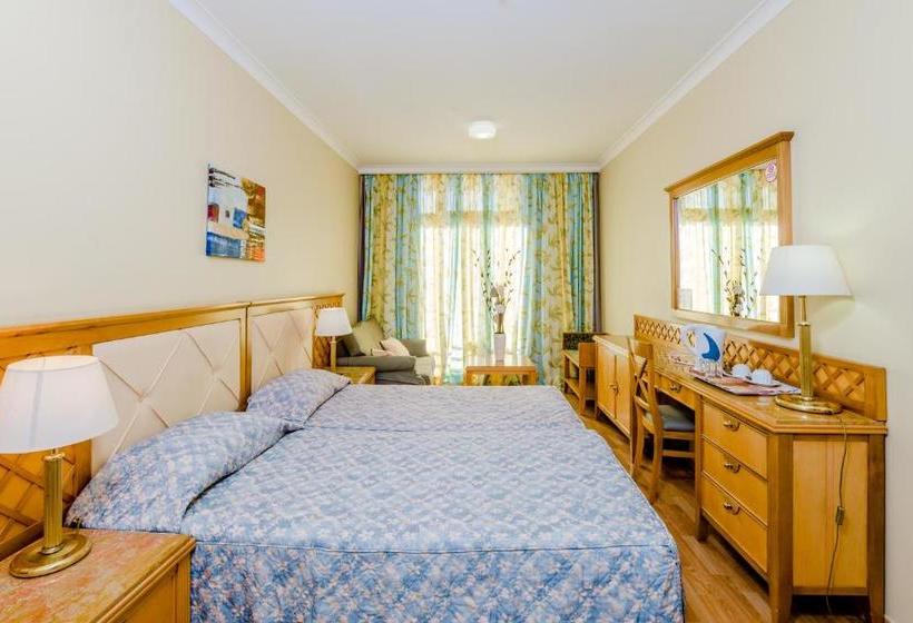 Estella Hotel And Apartments