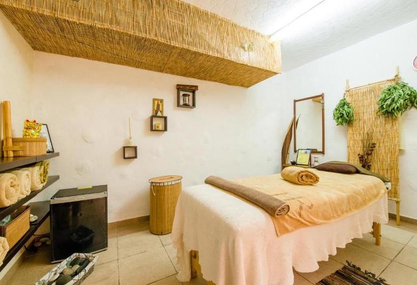 Estella Hotel And Apartments