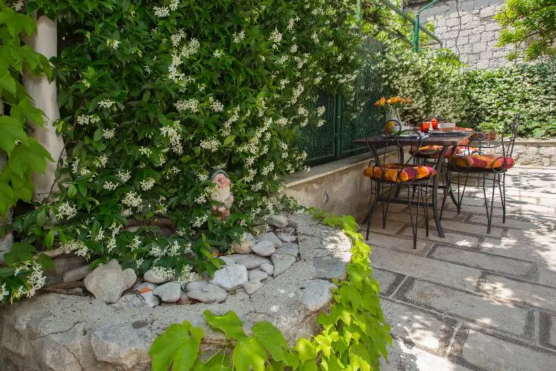 酒店 Apartment Alma