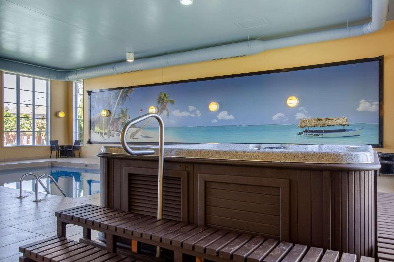 ホテル Comfort Inn & Suites