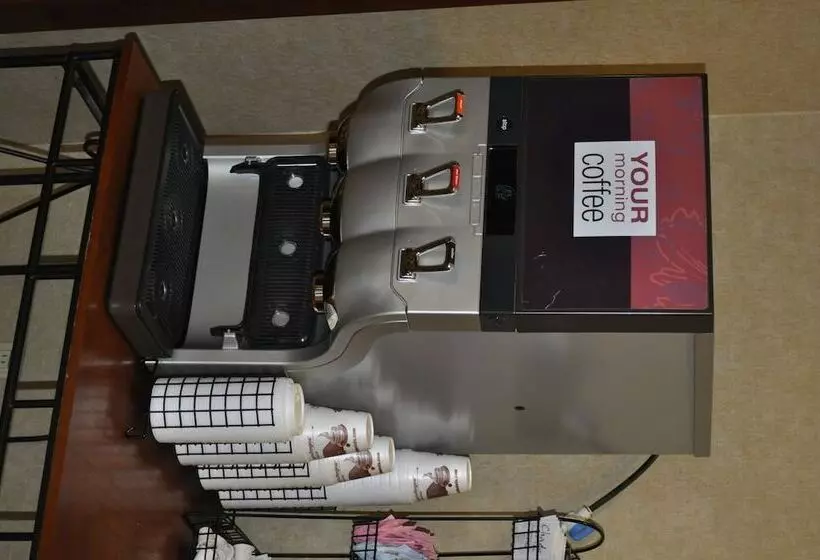 בית מלון כפרי Comfort Inn & Suites