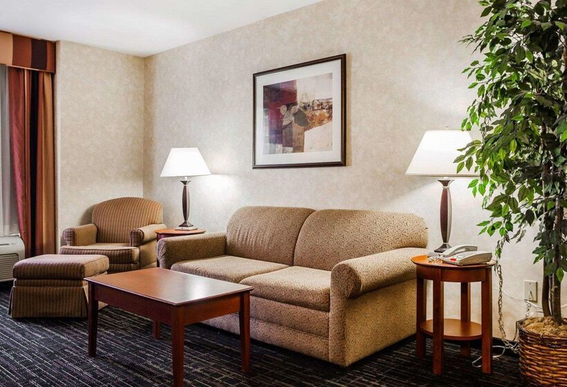 Отель Comfort Suites Independence  Kansas City