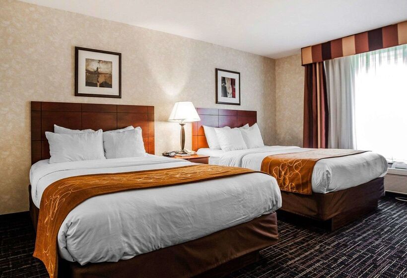 Отель Comfort Suites Independence  Kansas City