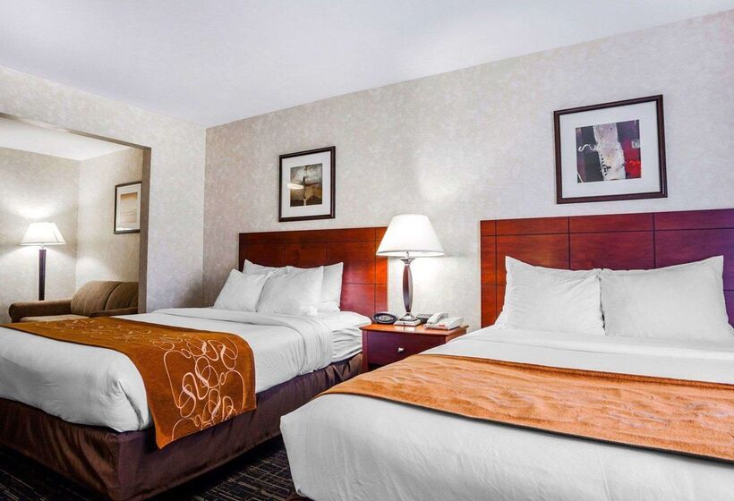Отель Comfort Suites Independence  Kansas City