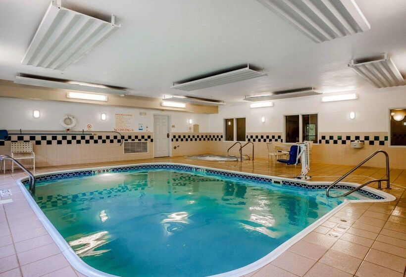 Отель Comfort Suites Independence  Kansas City