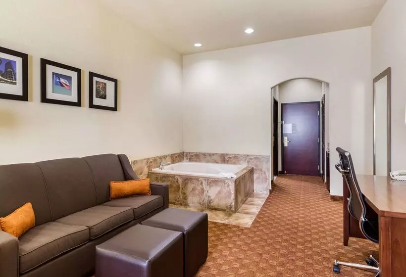 Hotel Comfort Suites Near Nasa  Clear Lake