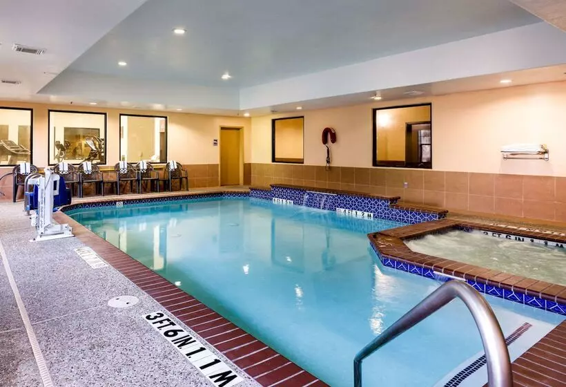 Hotel Comfort Suites Near Nasa  Clear Lake