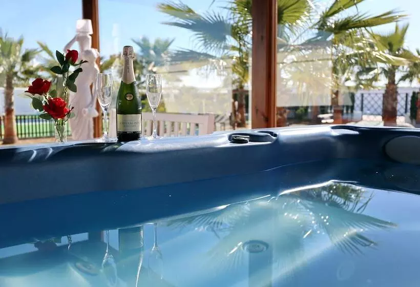 酒店 Cortijo Los Naranjos De San Juan