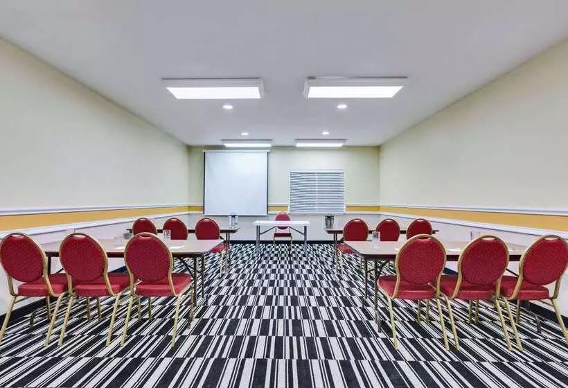 Hotel Holiday Inn Express And Suites Sulphur Springs By Ihg