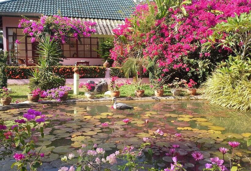 فندق Ekman Garden Resort