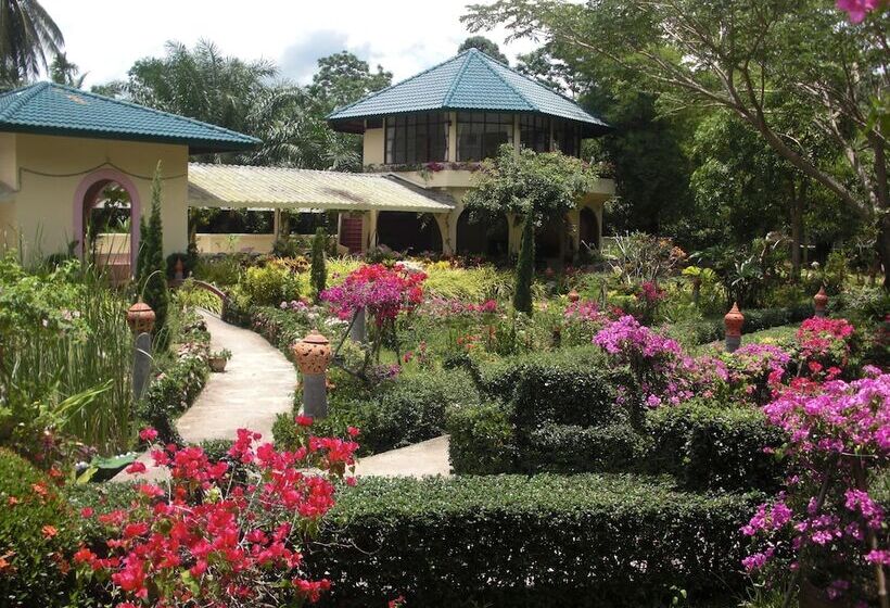 فندق Ekman Garden Resort