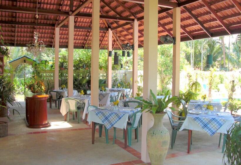 فندق Ekman Garden Resort