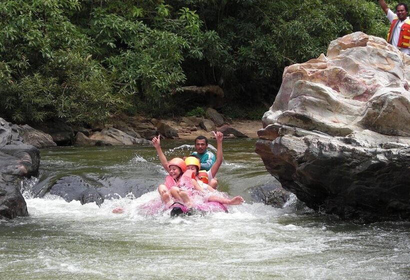 فندق Ekman Garden Resort