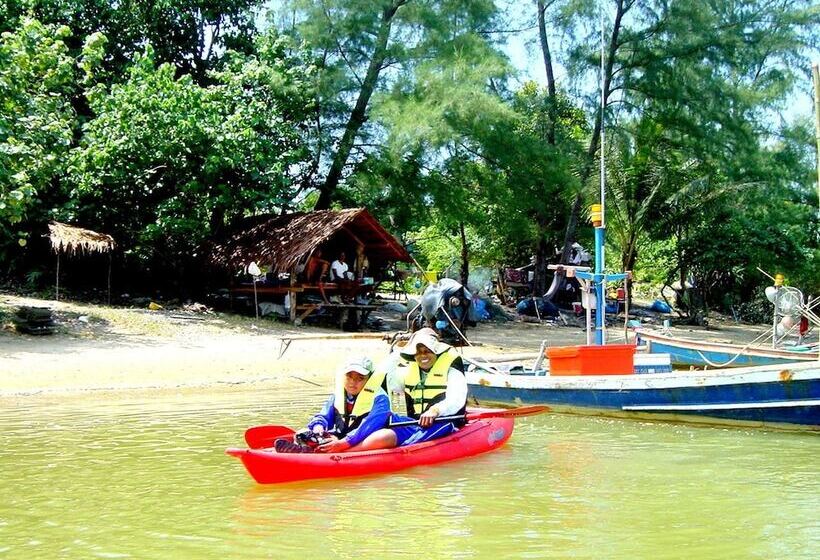 فندق Ekman Garden Resort