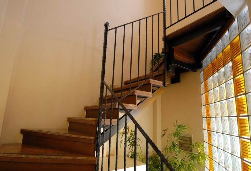 בית מלון כפרי Est Piombino