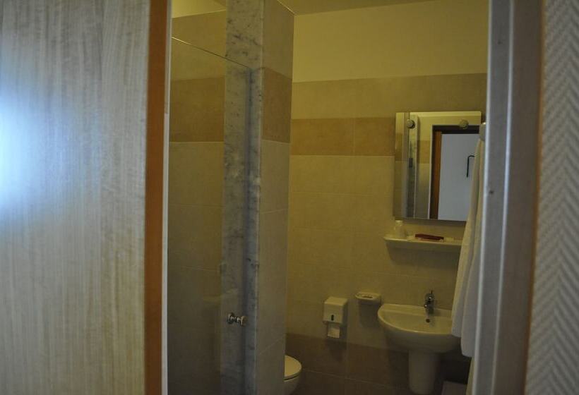 בית מלון כפרי Est Piombino