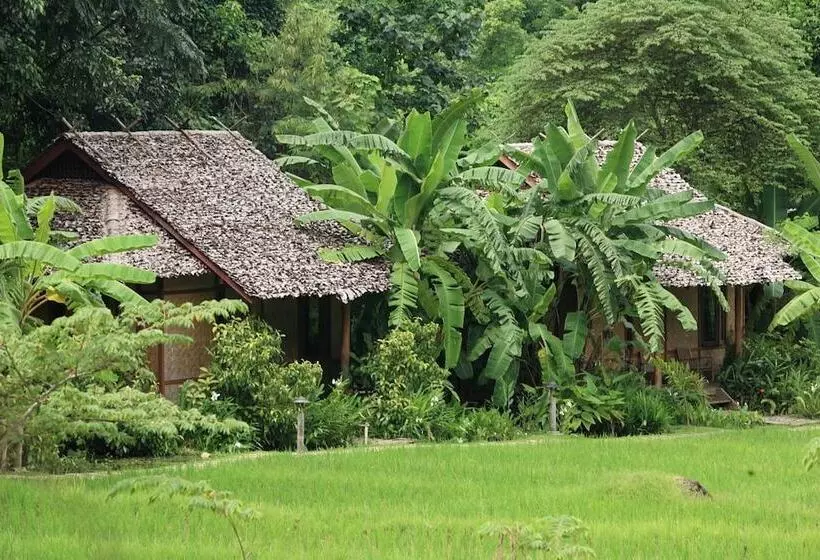 호텔 Fern Resort Mae Hong Son