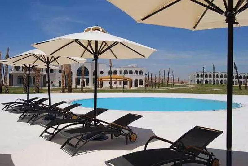 هتل Gorgonia Beach Resort