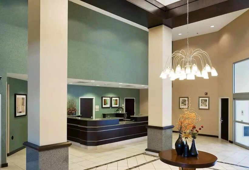 هتل Hilton Garden Inn Mankato Downtown