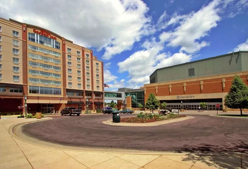 هتل Hilton Garden Inn Mankato Downtown