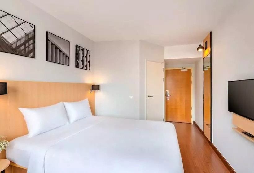 Hotel Ibis Bangkok Sathorn