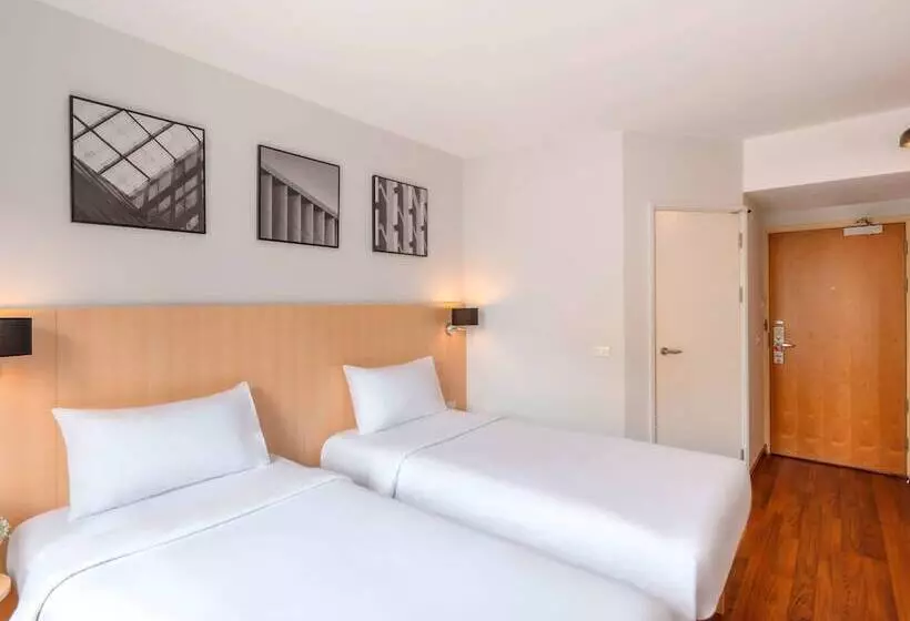 Hotel Ibis Bangkok Sathorn