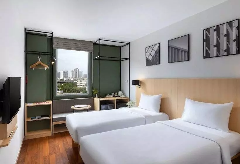 Hotel Ibis Bangkok Sathorn