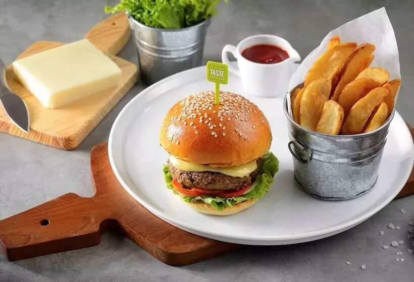 Hotel Ibis Bangkok Sathorn