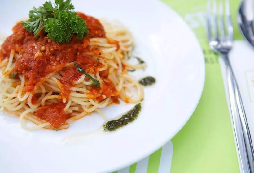 Hotel Ibis Bangkok Sathorn