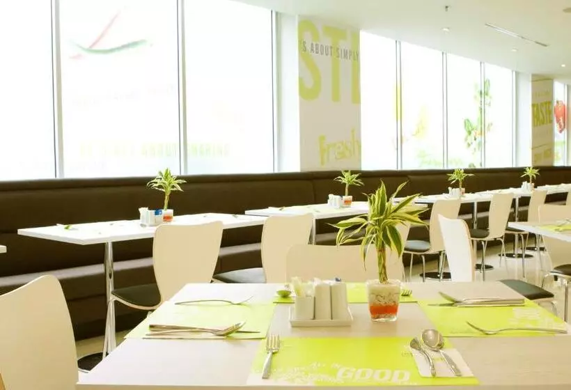 Hotel Ibis Bangkok Sathorn