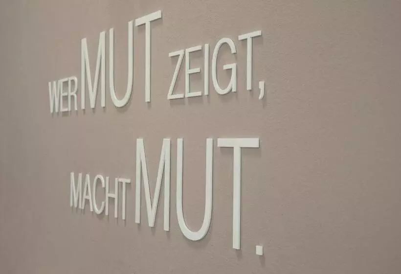 هتل Kolpinghaus Salzburg Sommerhostel