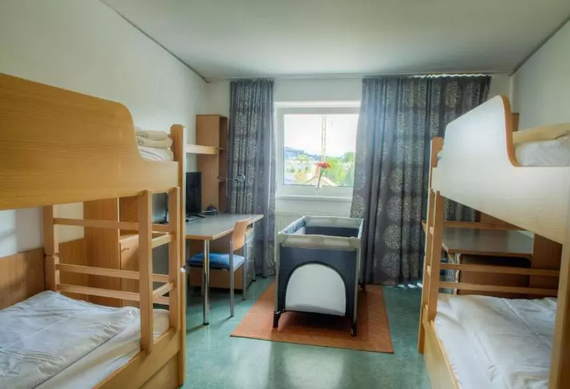 هتل Kolpinghaus Salzburg Sommerhostel