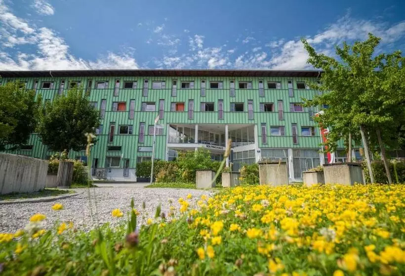 هتل Kolpinghaus Salzburg Sommerhostel