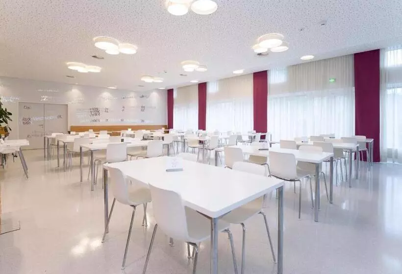 هتل Kolpinghaus Salzburg Sommerhostel