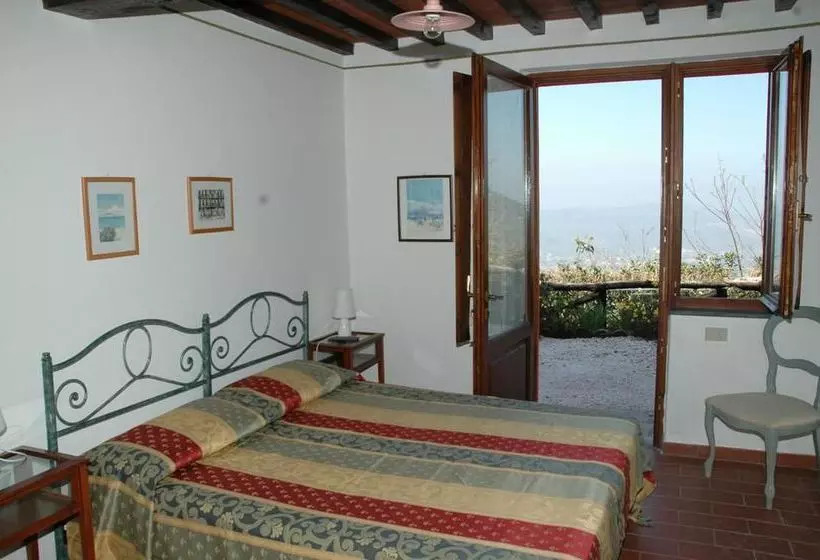 בית מלון כפרי Le Capanne