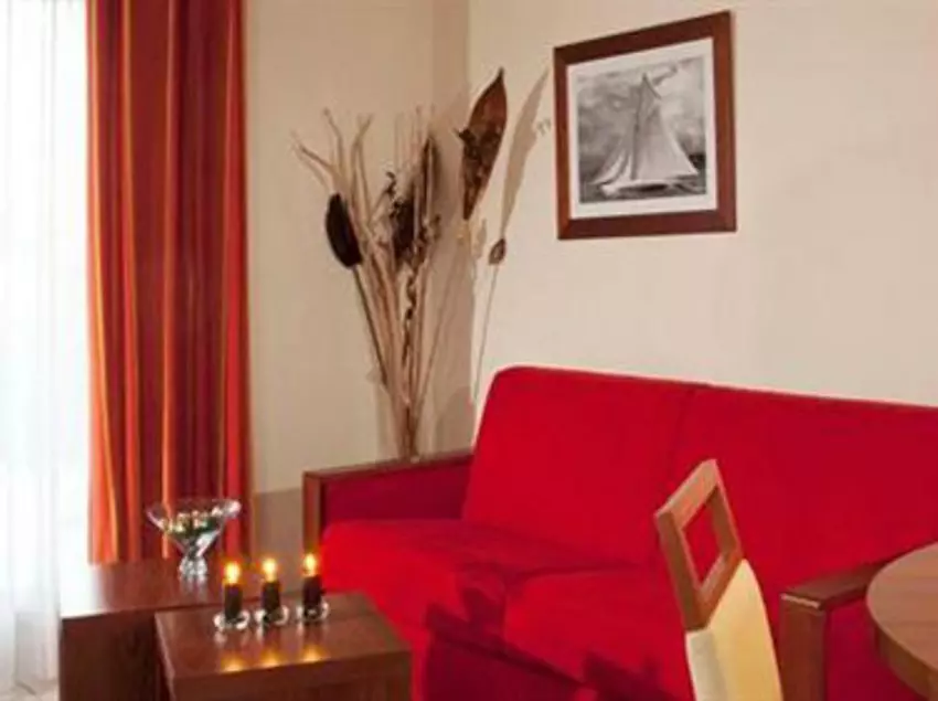 Отель Mimozas Resort Cannes