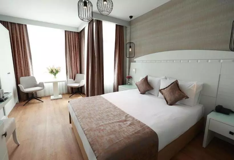 Hotel Nova Plaza Orion