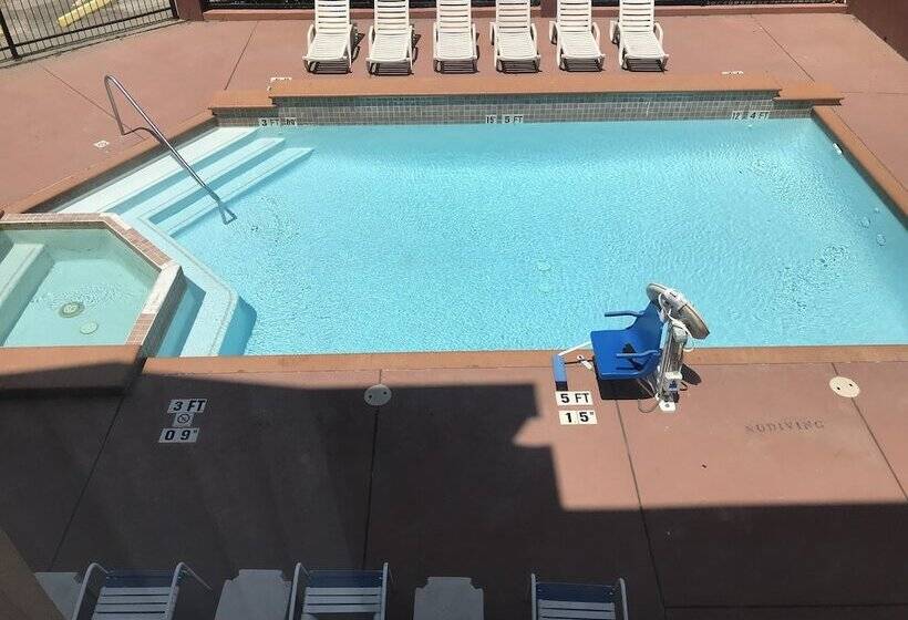 فندق Quality Suites Houston Nw Cyfair