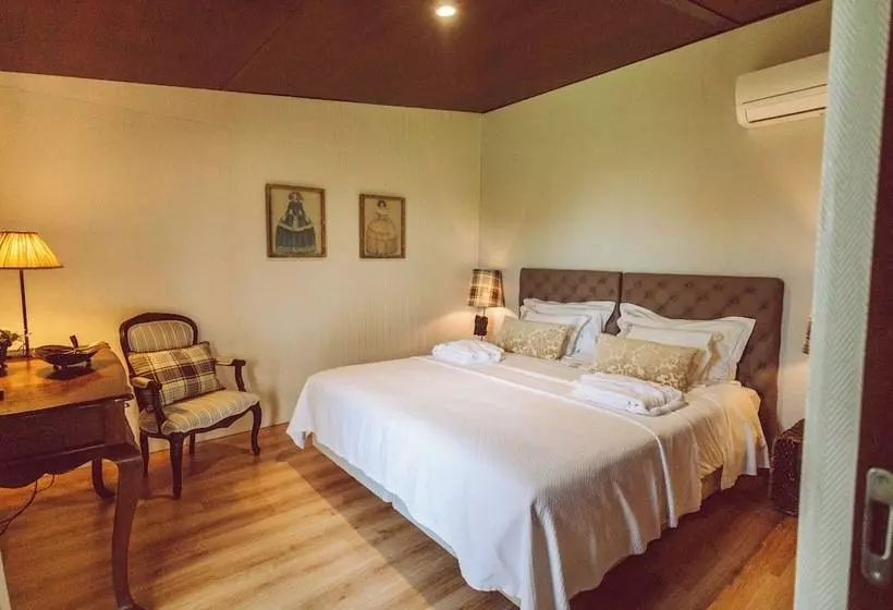 Отель Quinta Do Monteverde