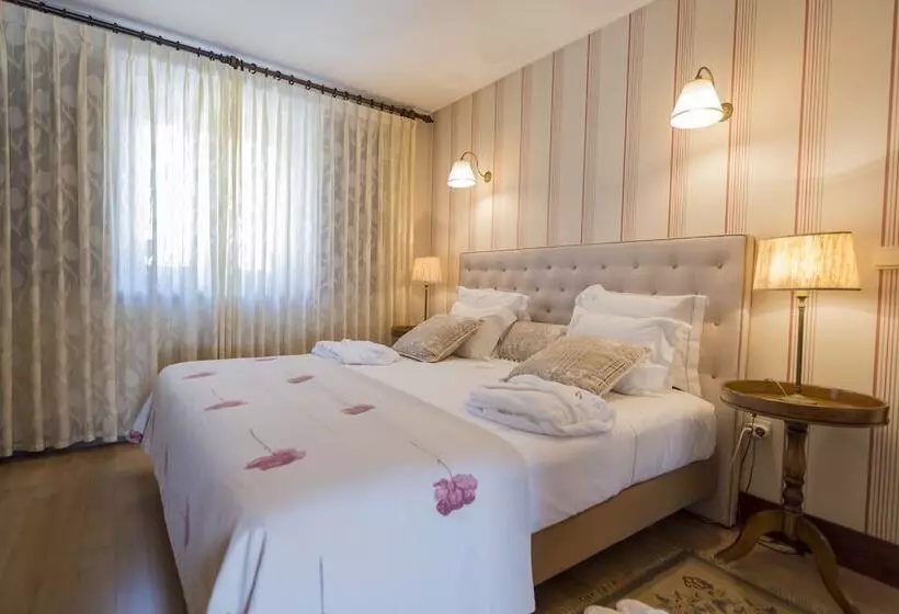 Отель Quinta Do Monteverde