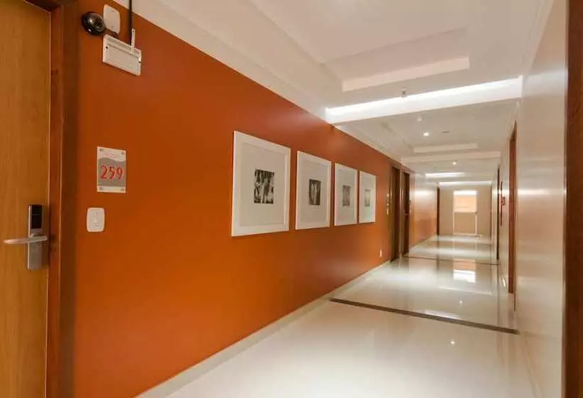 ホテル San Marino Cassino