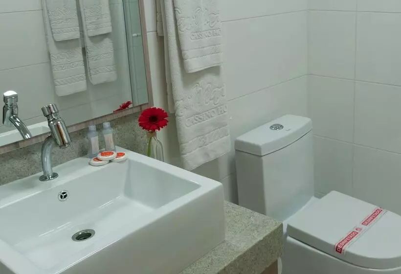 ホテル San Marino Cassino