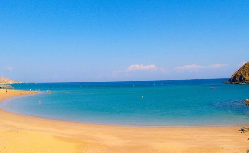 Sandy Beach Hotel & Resort