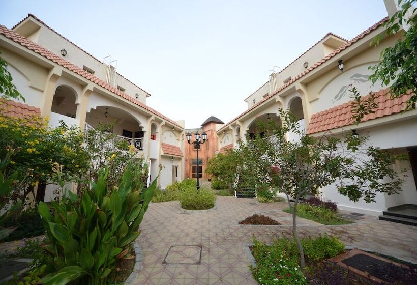 Sandy Beach Hotel & Resort