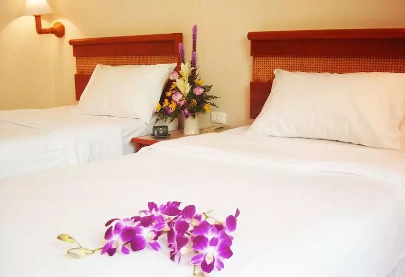 Отель Sunset Mansion