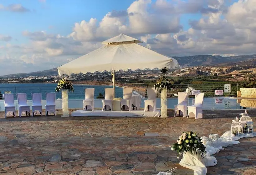 Отель Theo Sunset Bay