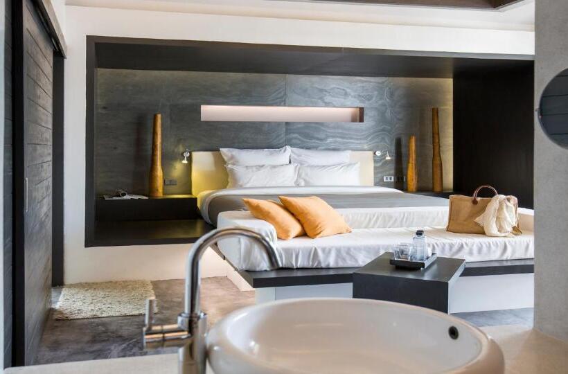 ホテル Tolani Resort Koh Samui