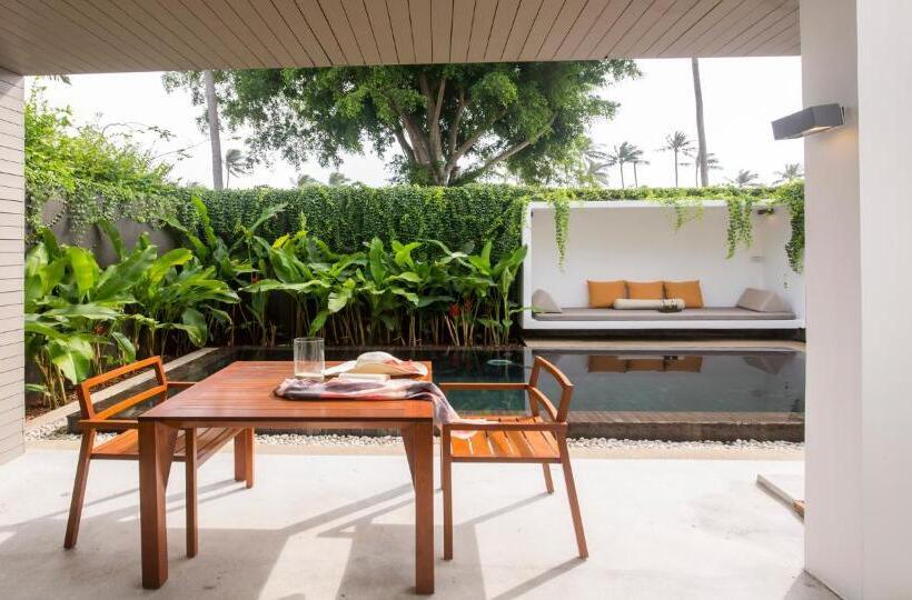 ホテル Tolani Resort Koh Samui