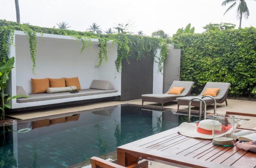 ホテル Tolani Resort Koh Samui