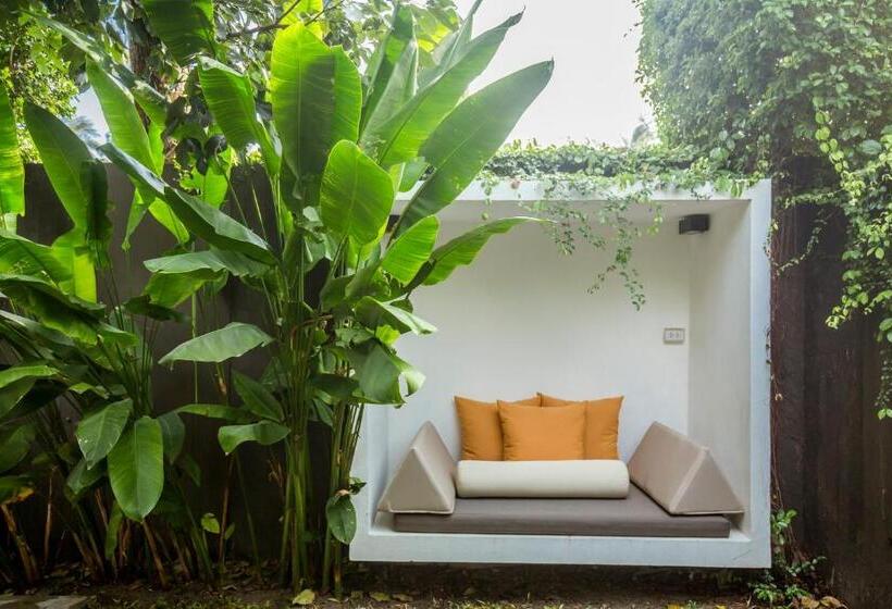 ホテル Tolani Resort Koh Samui